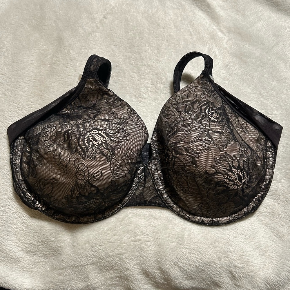 This is a Bali One Smooth U Side-Smoothing Bra in black lace